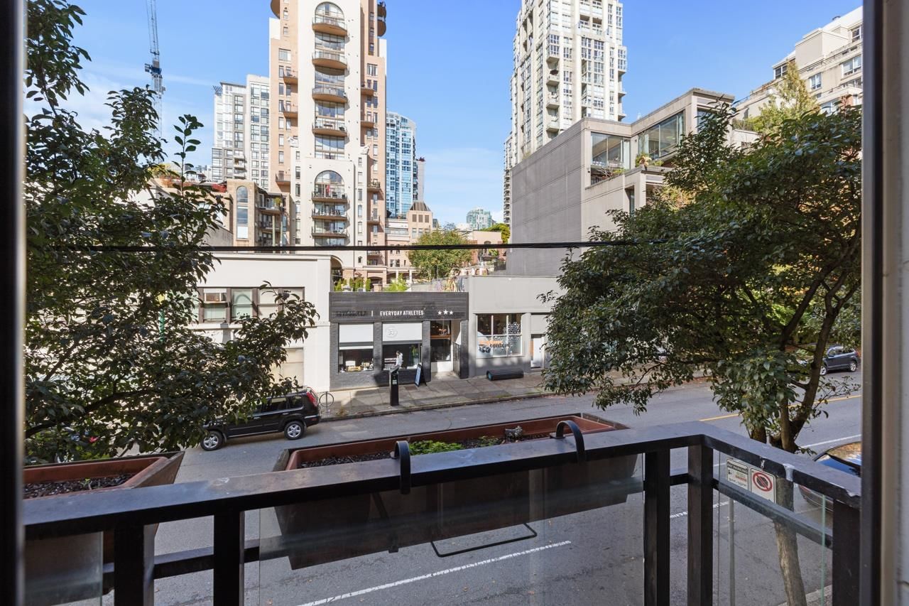 Listing Image 18
