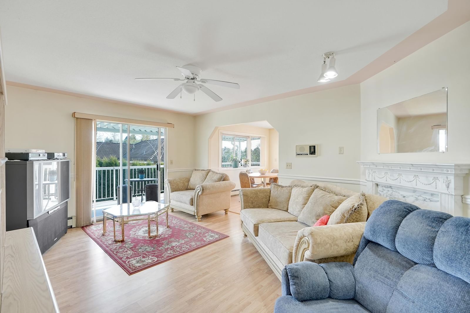 Listing Image 16