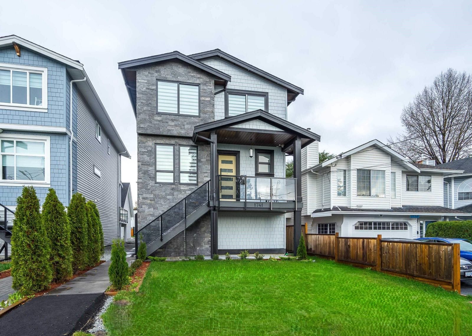 Listing Image 1