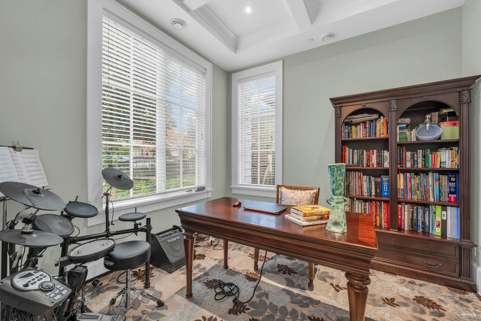 Listing Image 12