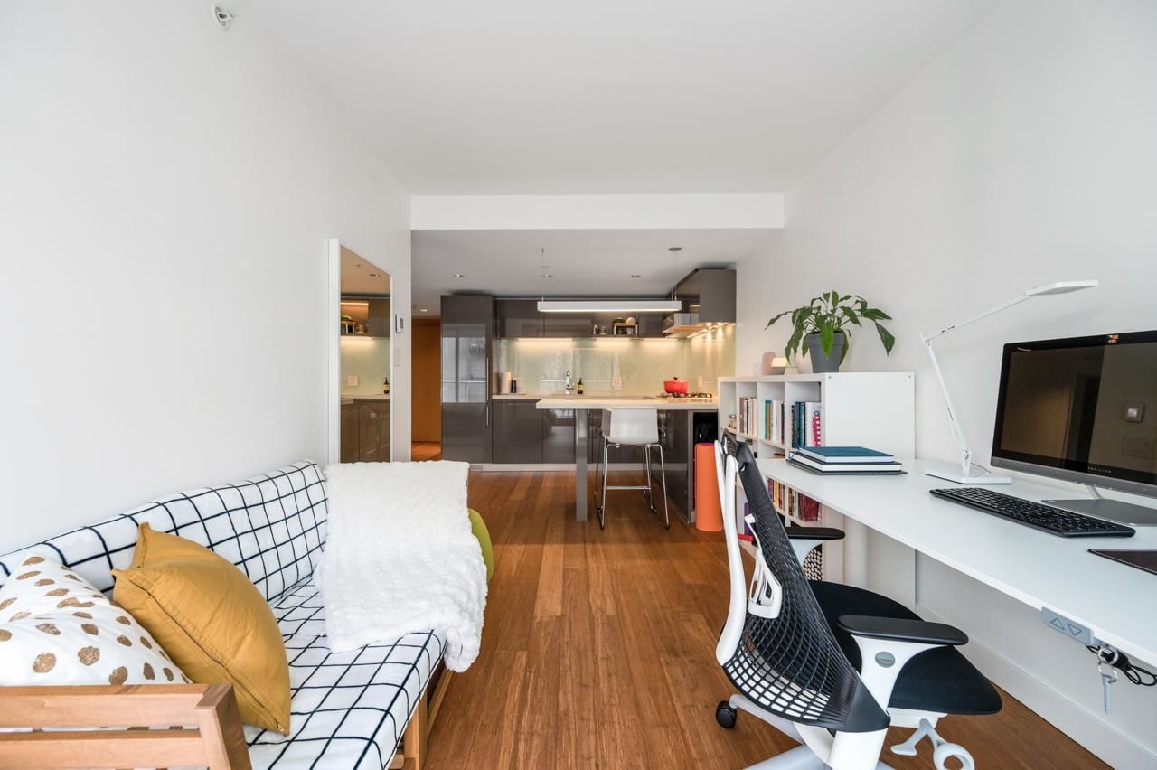 Listing Image 15