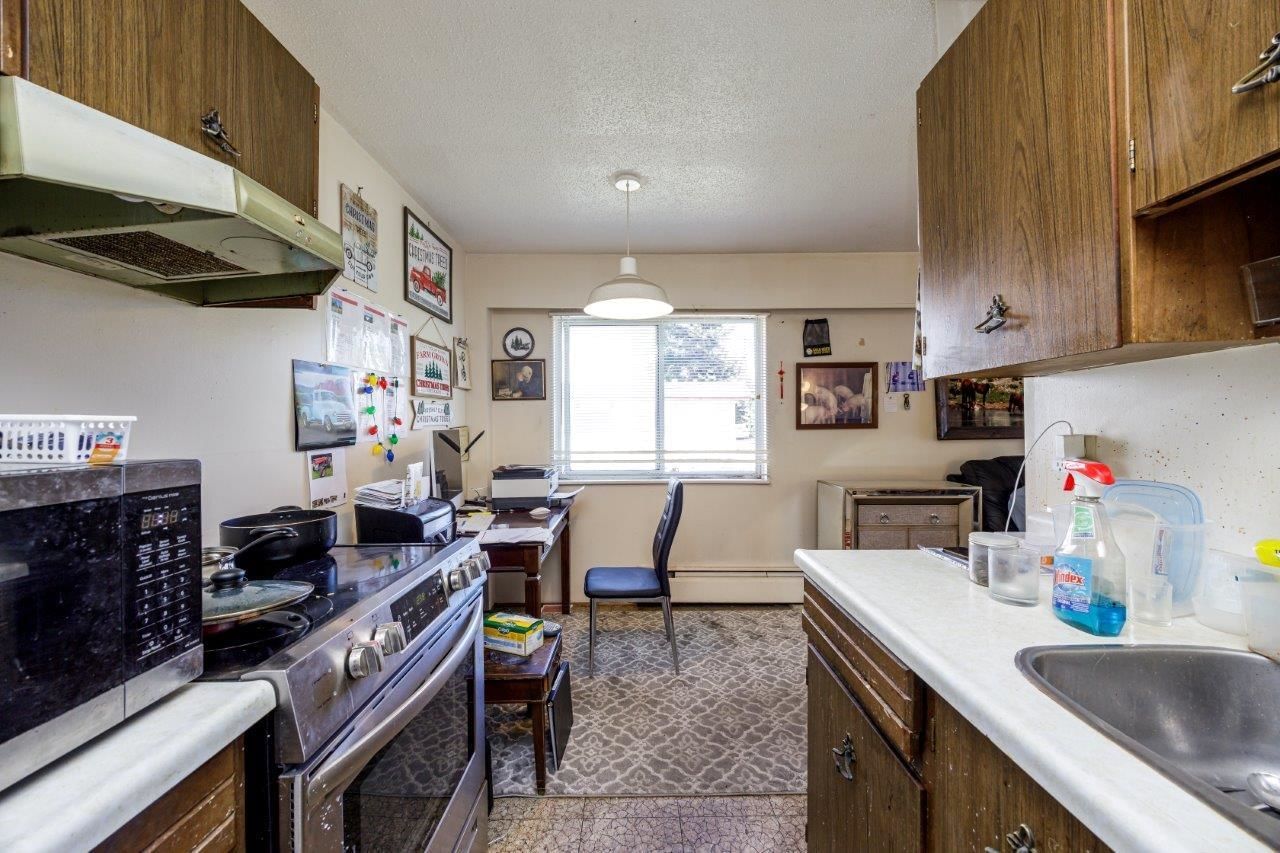 Listing Image 8