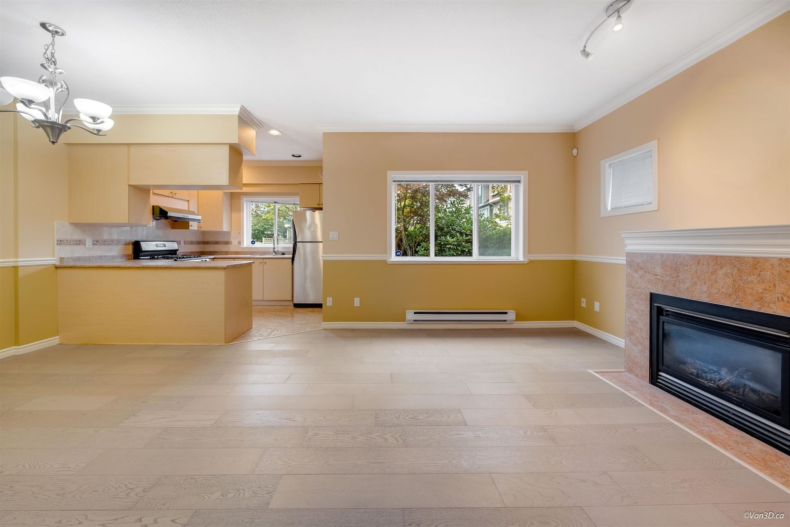 Listing Image 7
