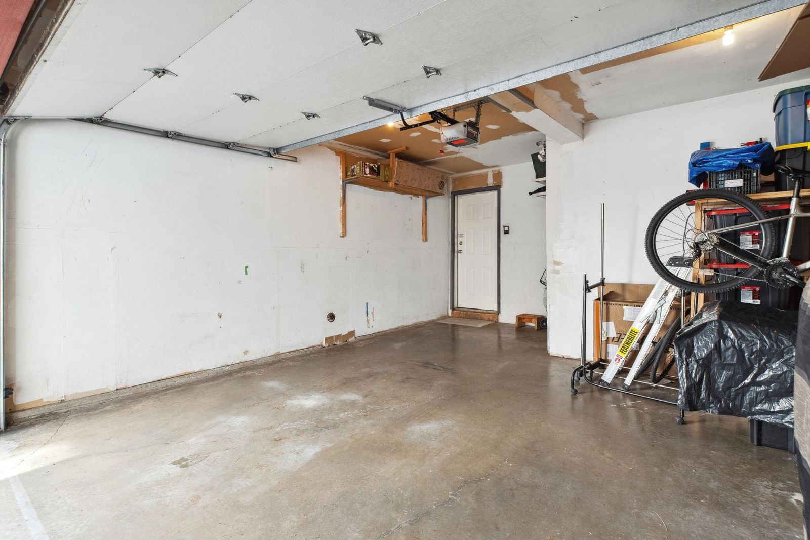 Listing Image 24