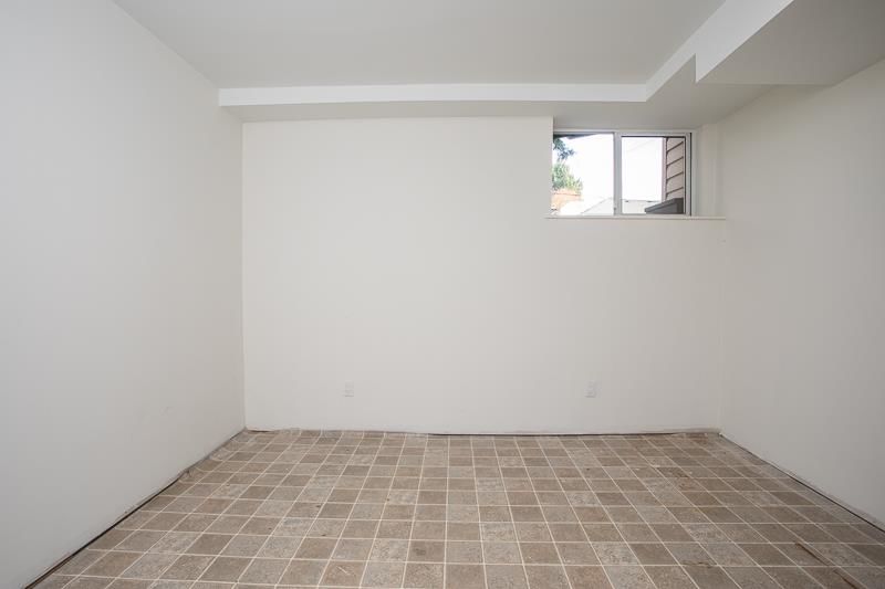 Listing Image 30