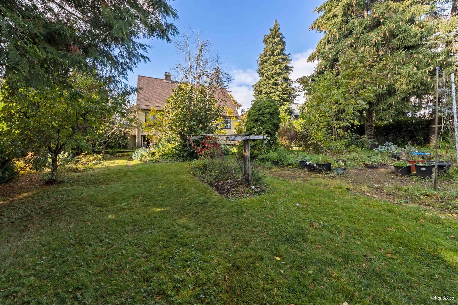 Listing Image 8