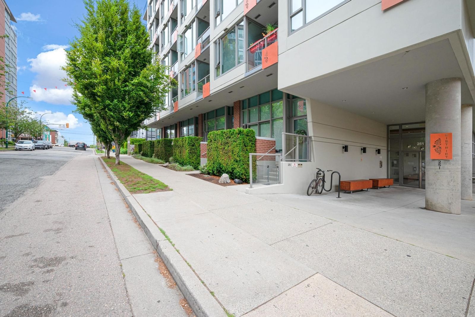 Listing Image 22