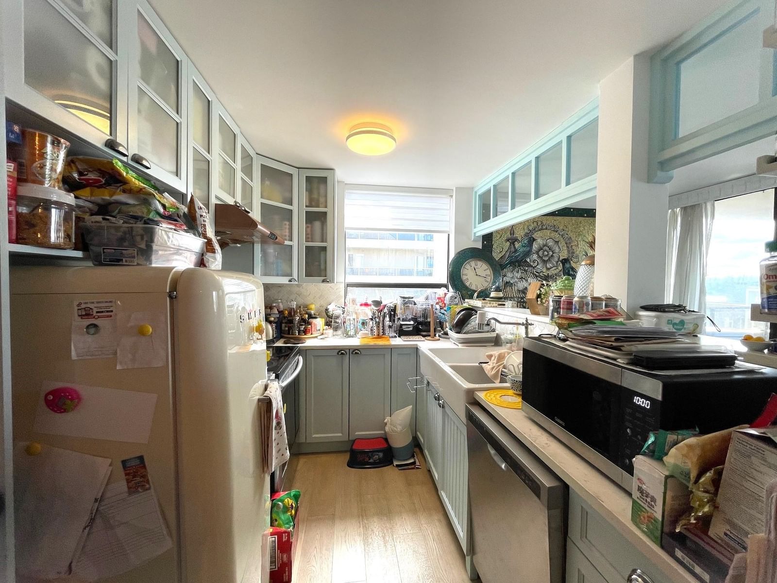 Listing Image 12