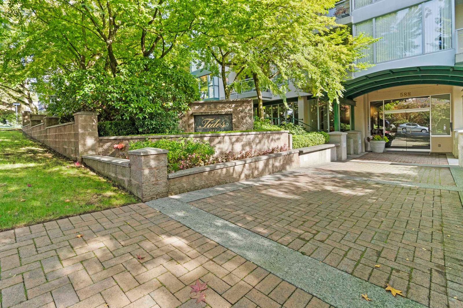 Listing Image 20