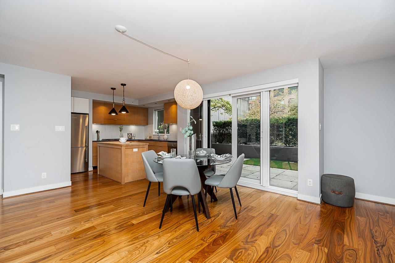 Listing Image 11