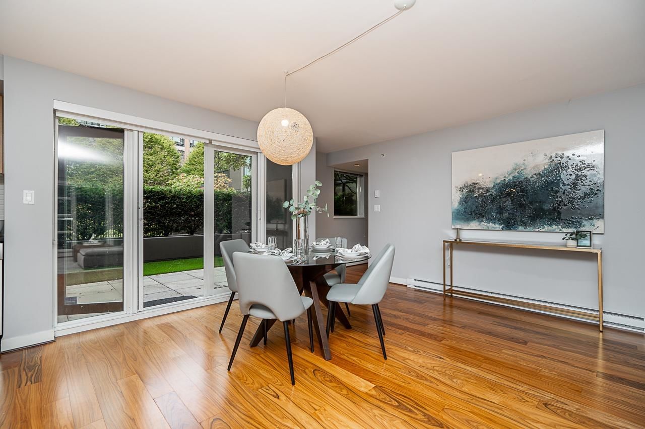 Listing Image 12