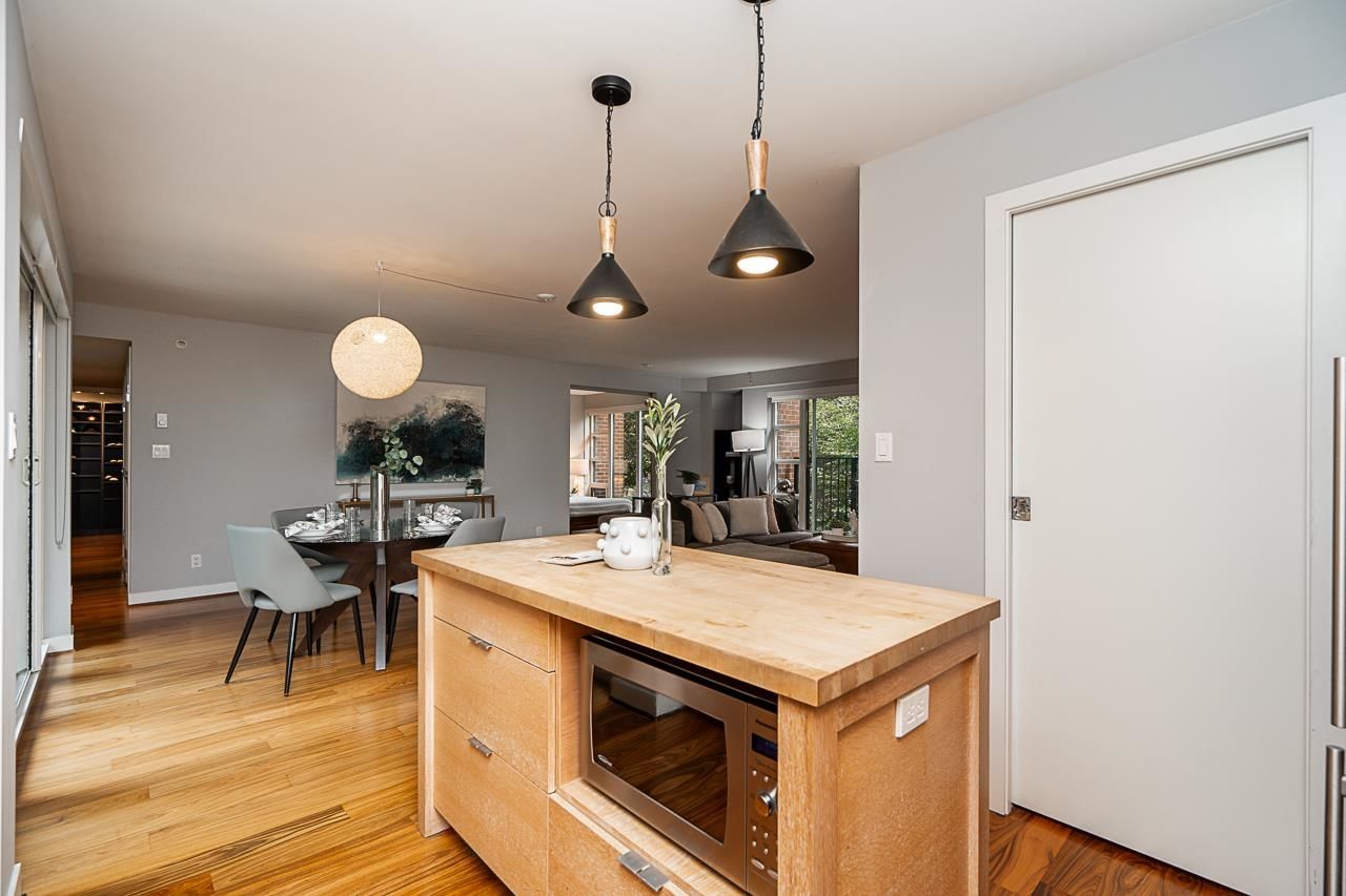 Listing Image 15