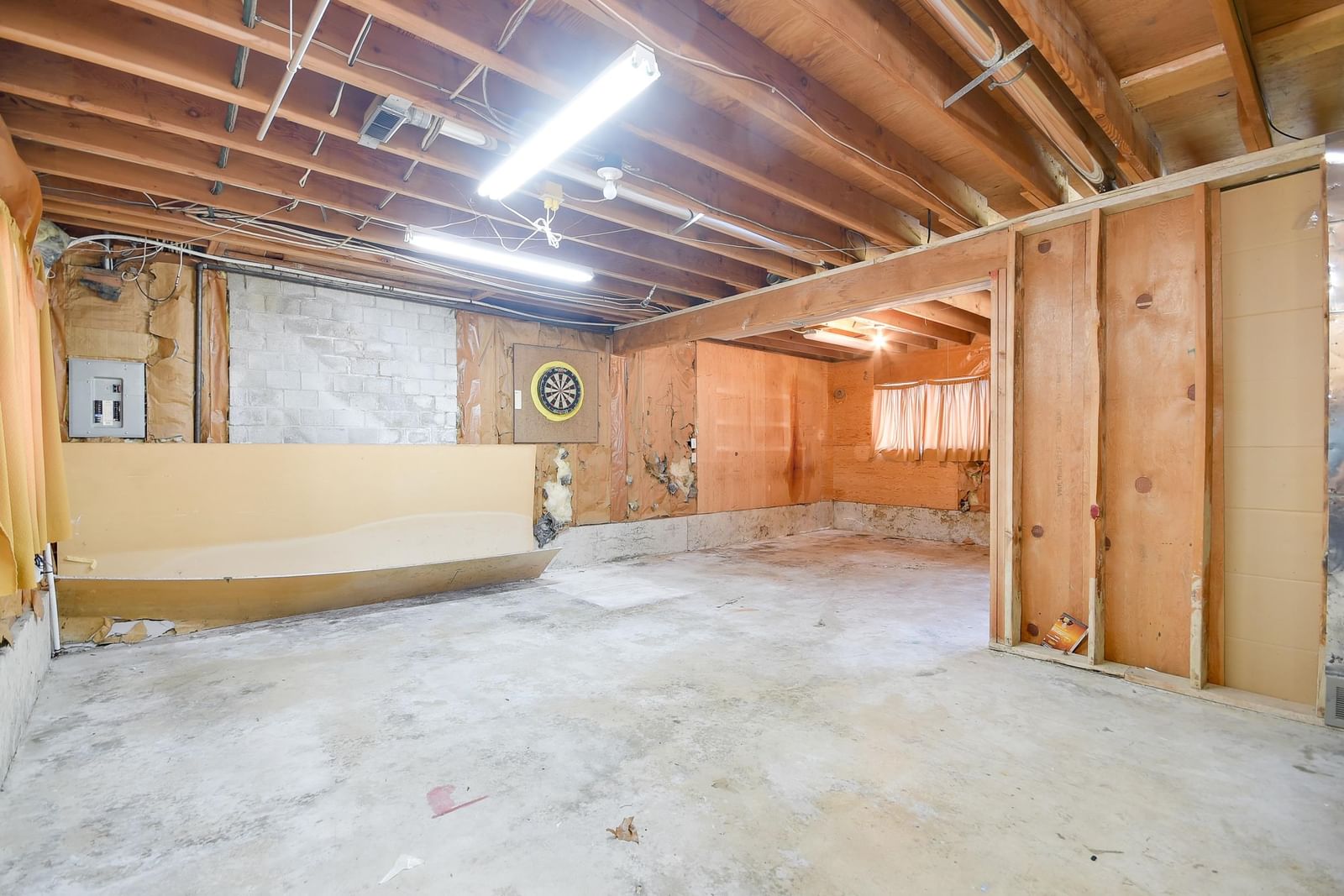 Listing Image 28
