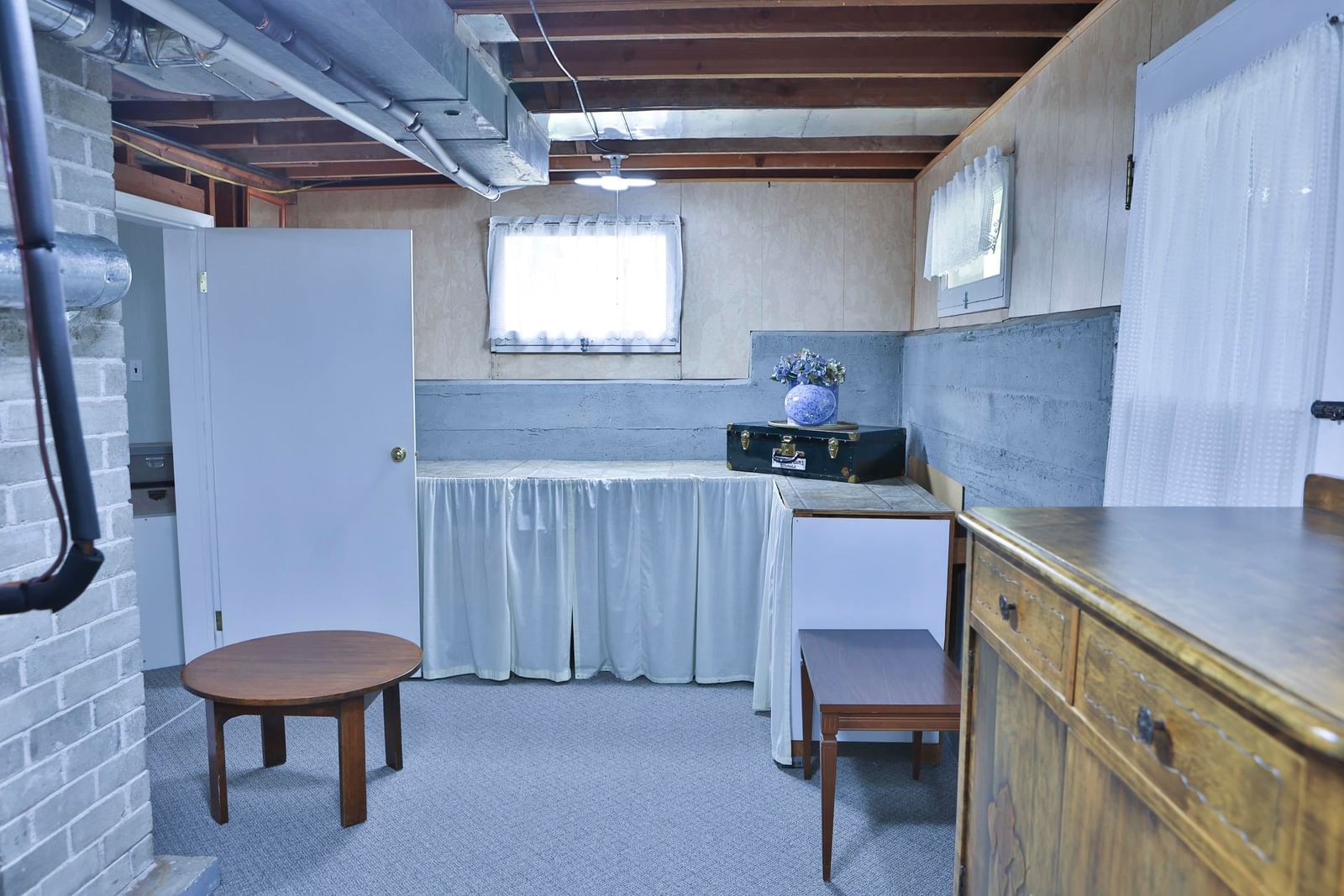 Listing Image 10