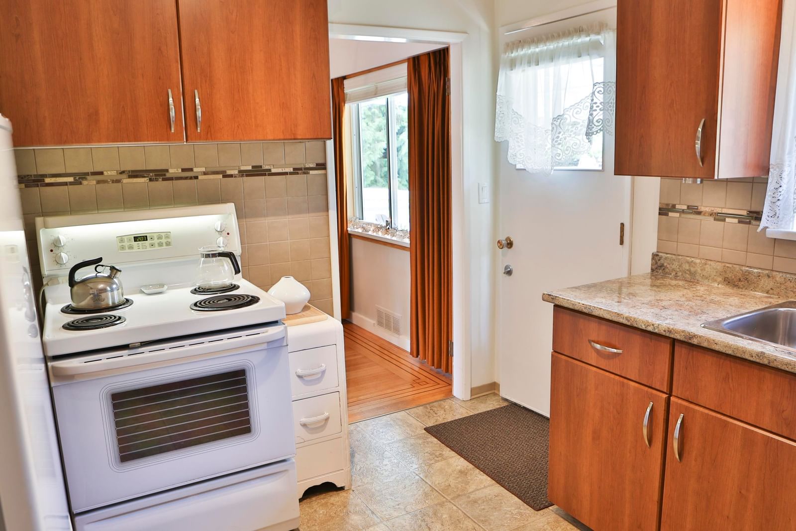 Listing Image 15