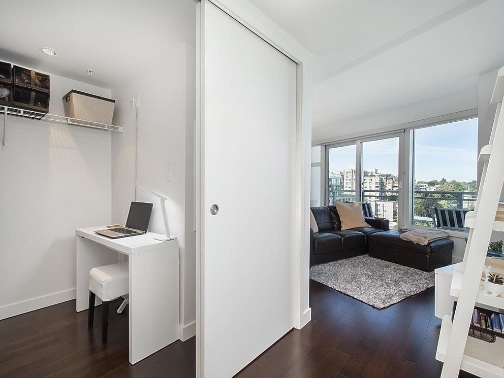 Listing Image 10