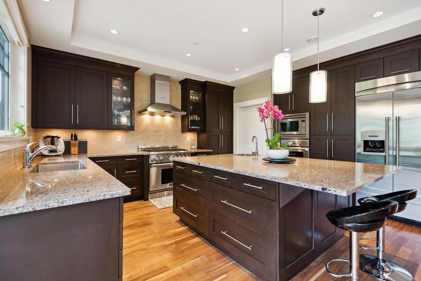 Listing Image 9