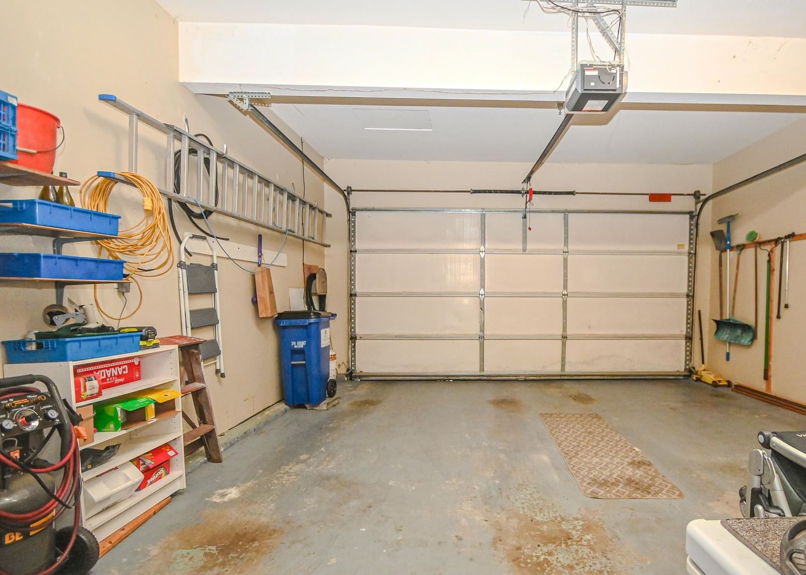 Listing Image 36