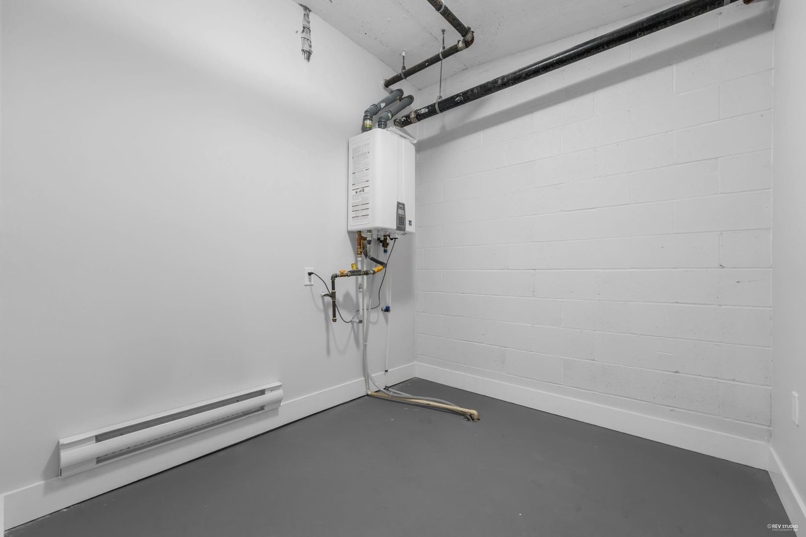 Listing Image 16