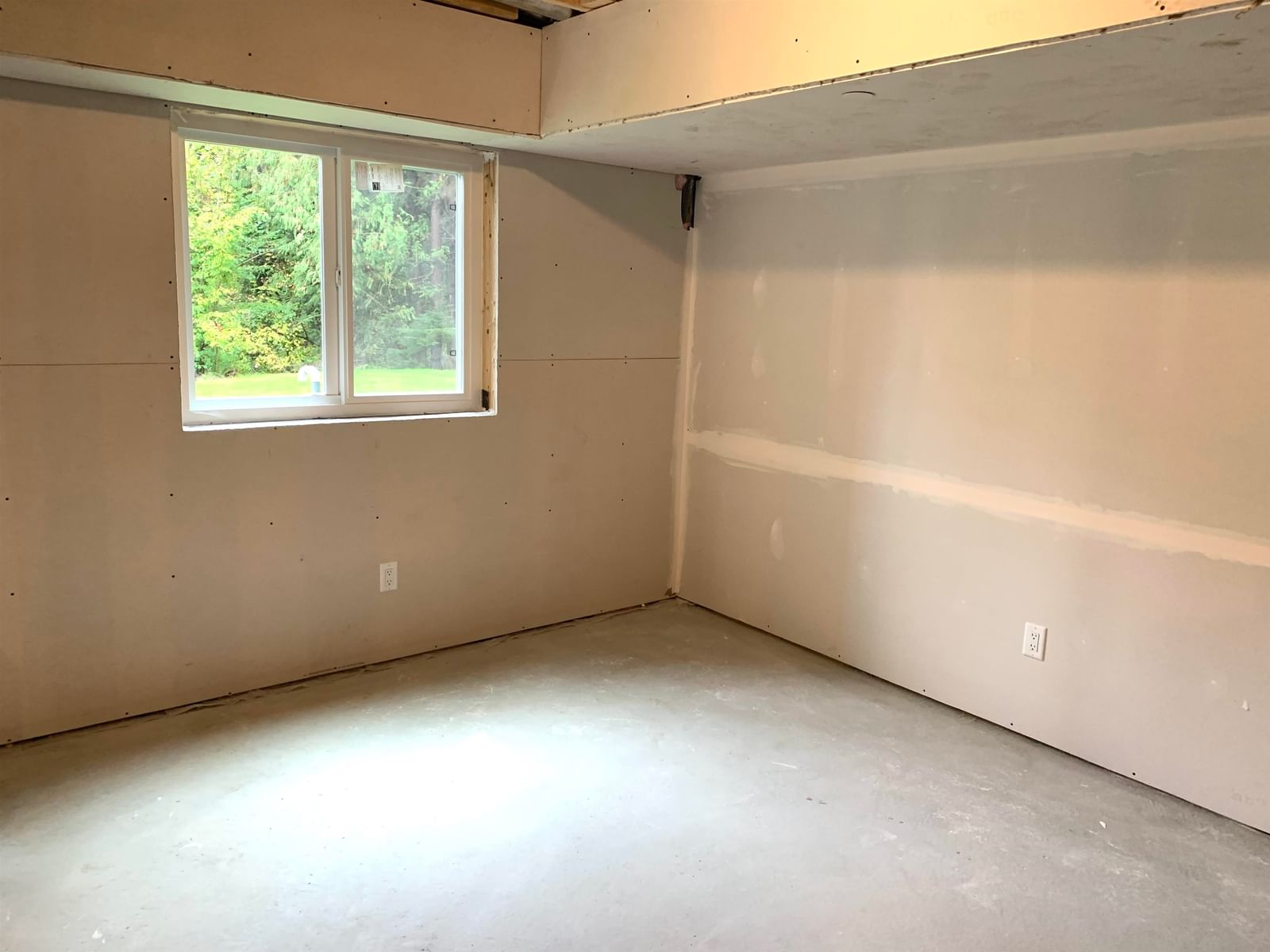 Listing Image 29