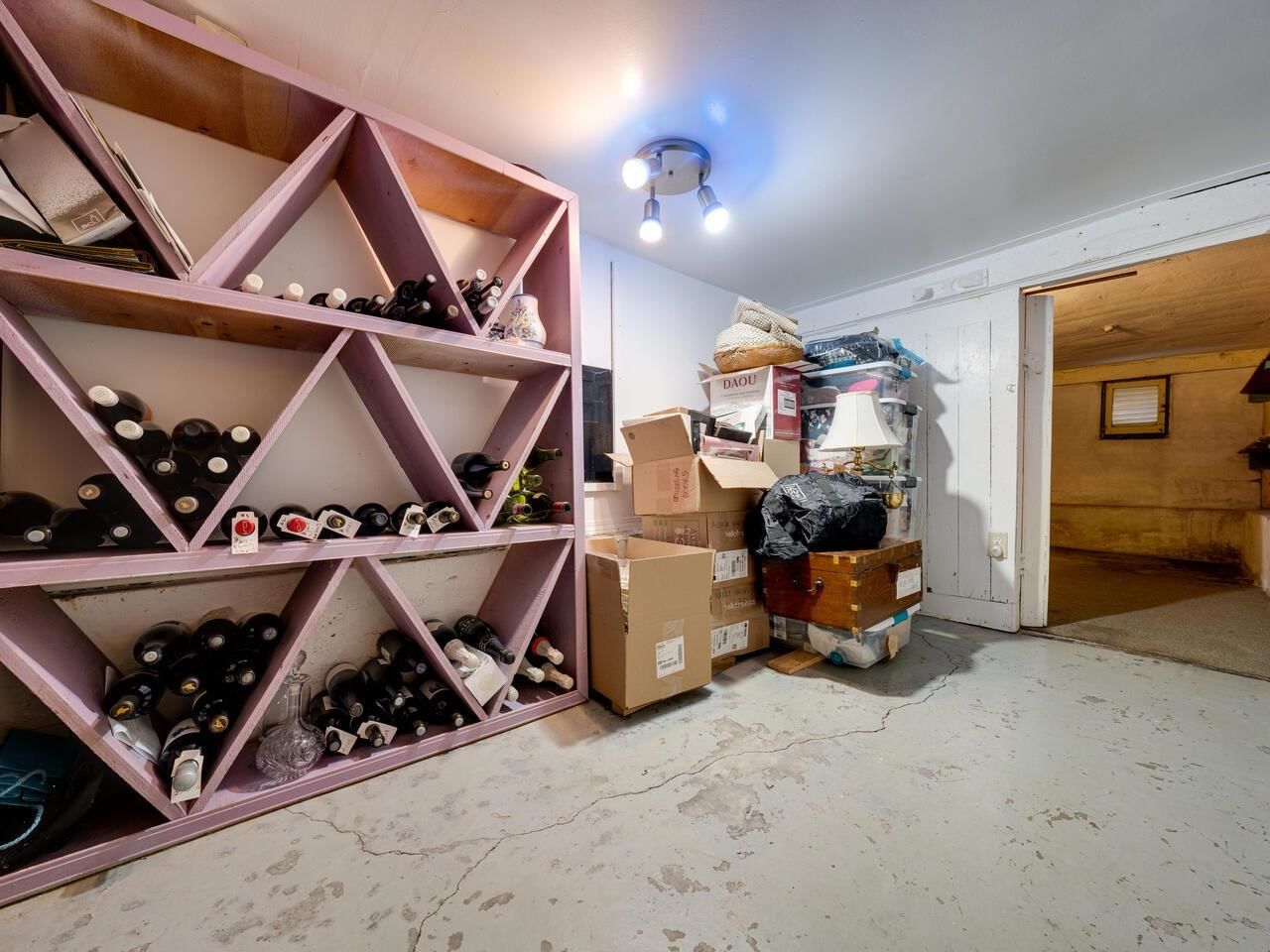 Listing Image 22