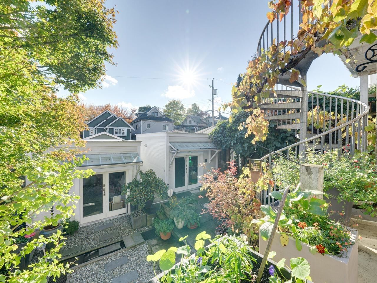 Listing Image 6