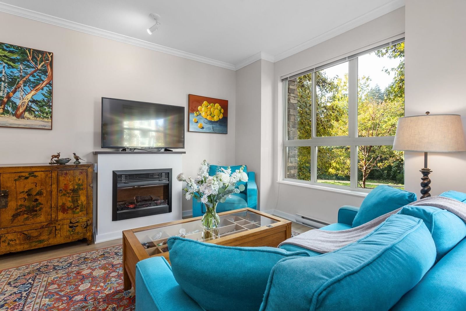 Listing Image 12