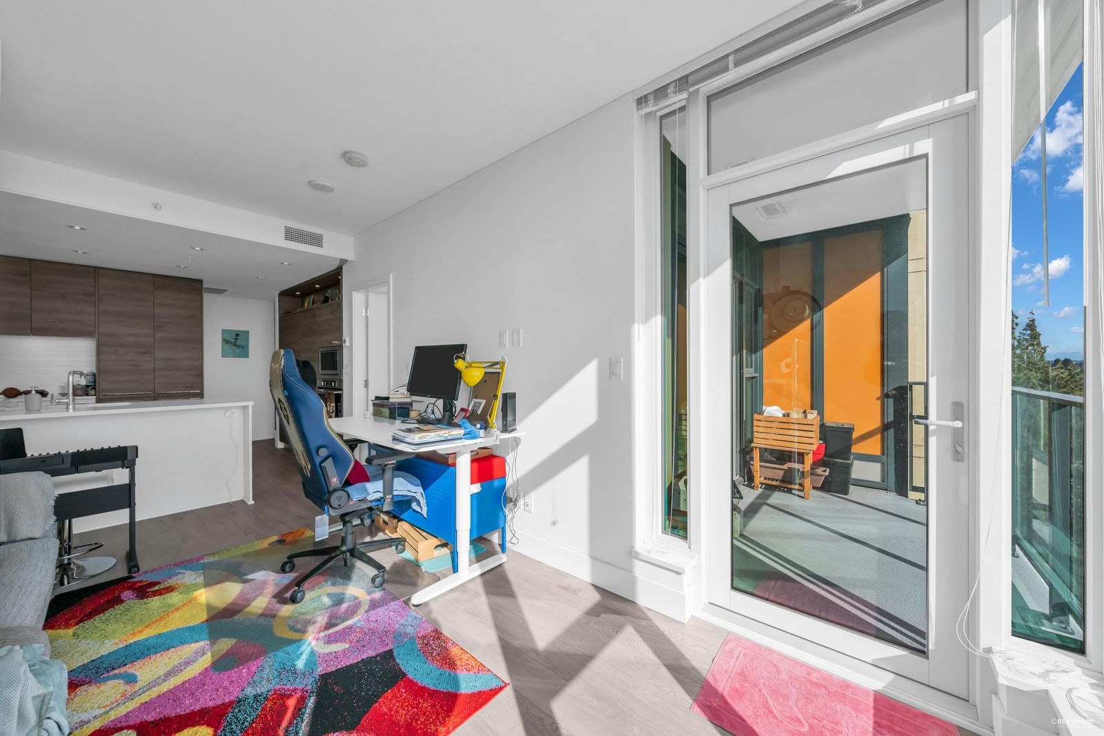 Listing Image 9