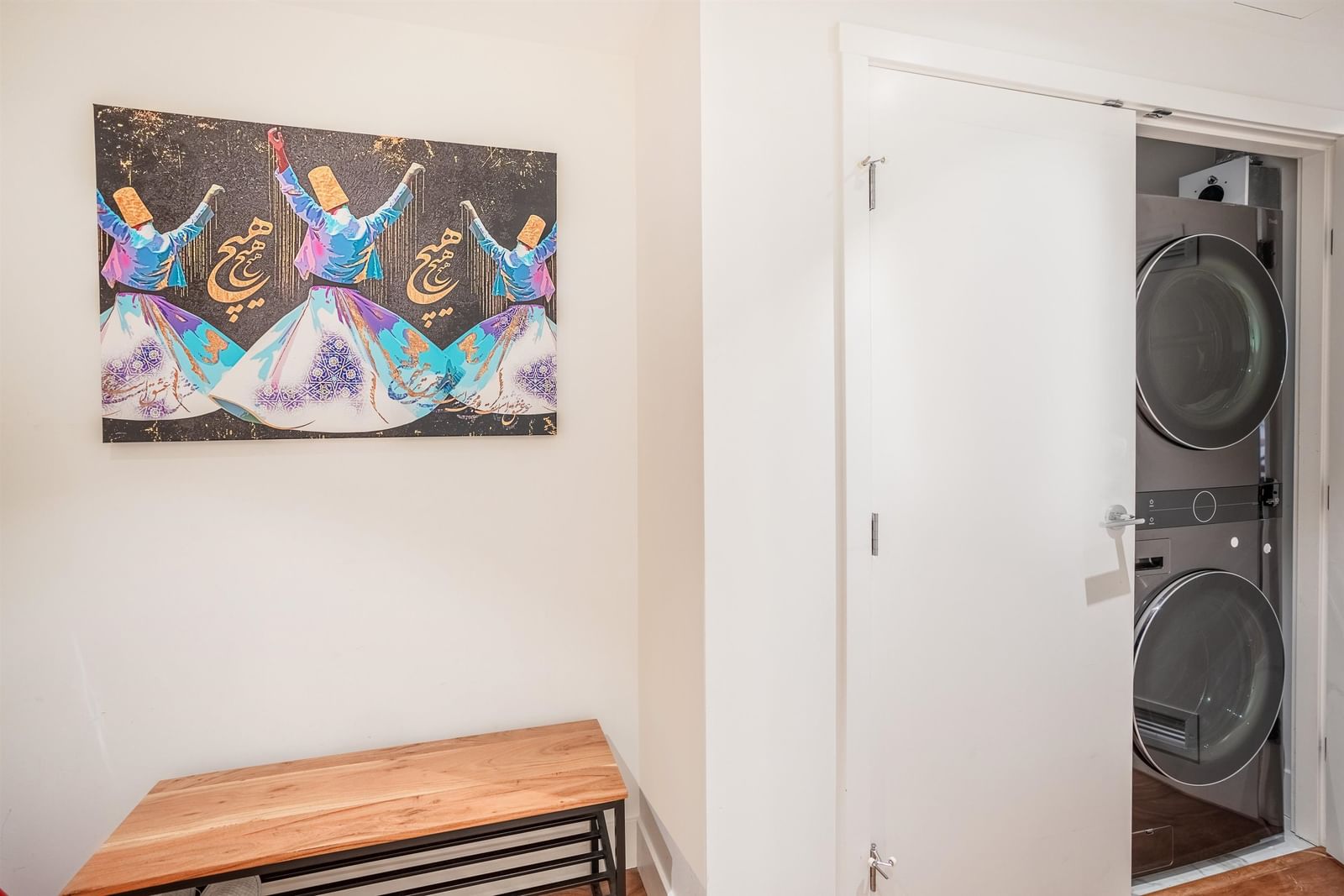 Listing Image 15