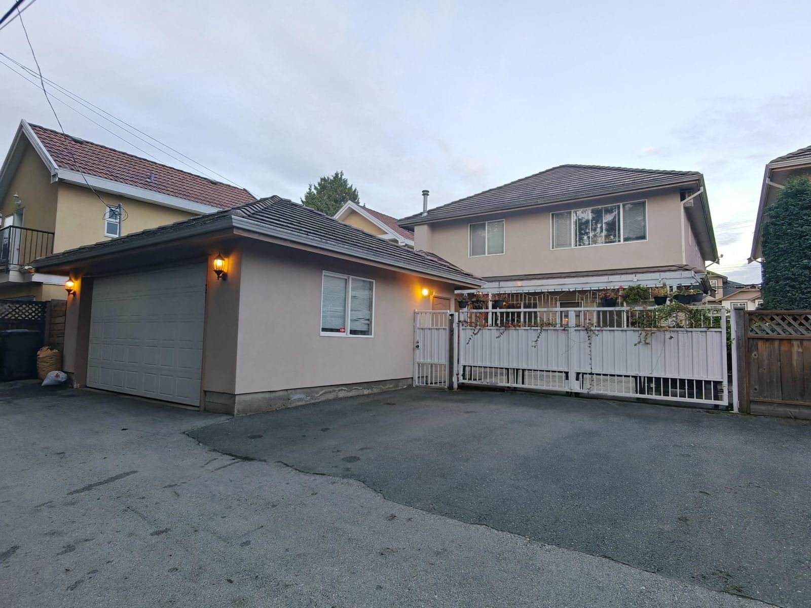 Listing Image 17