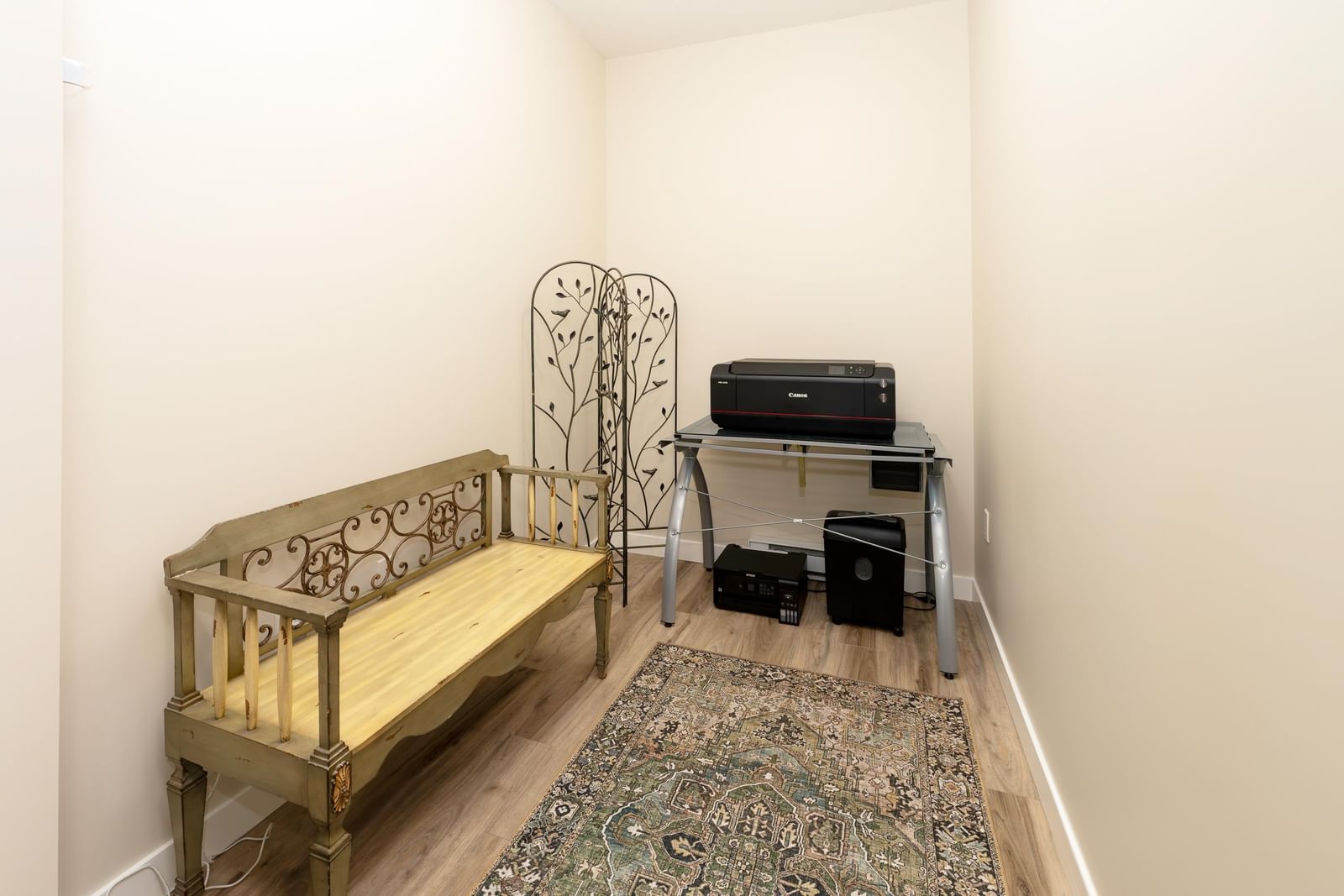 Listing Image 16