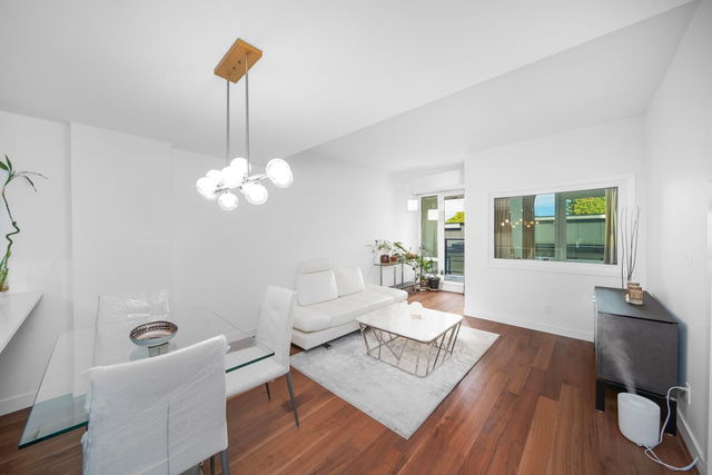 202 - 4488 Cambie Street