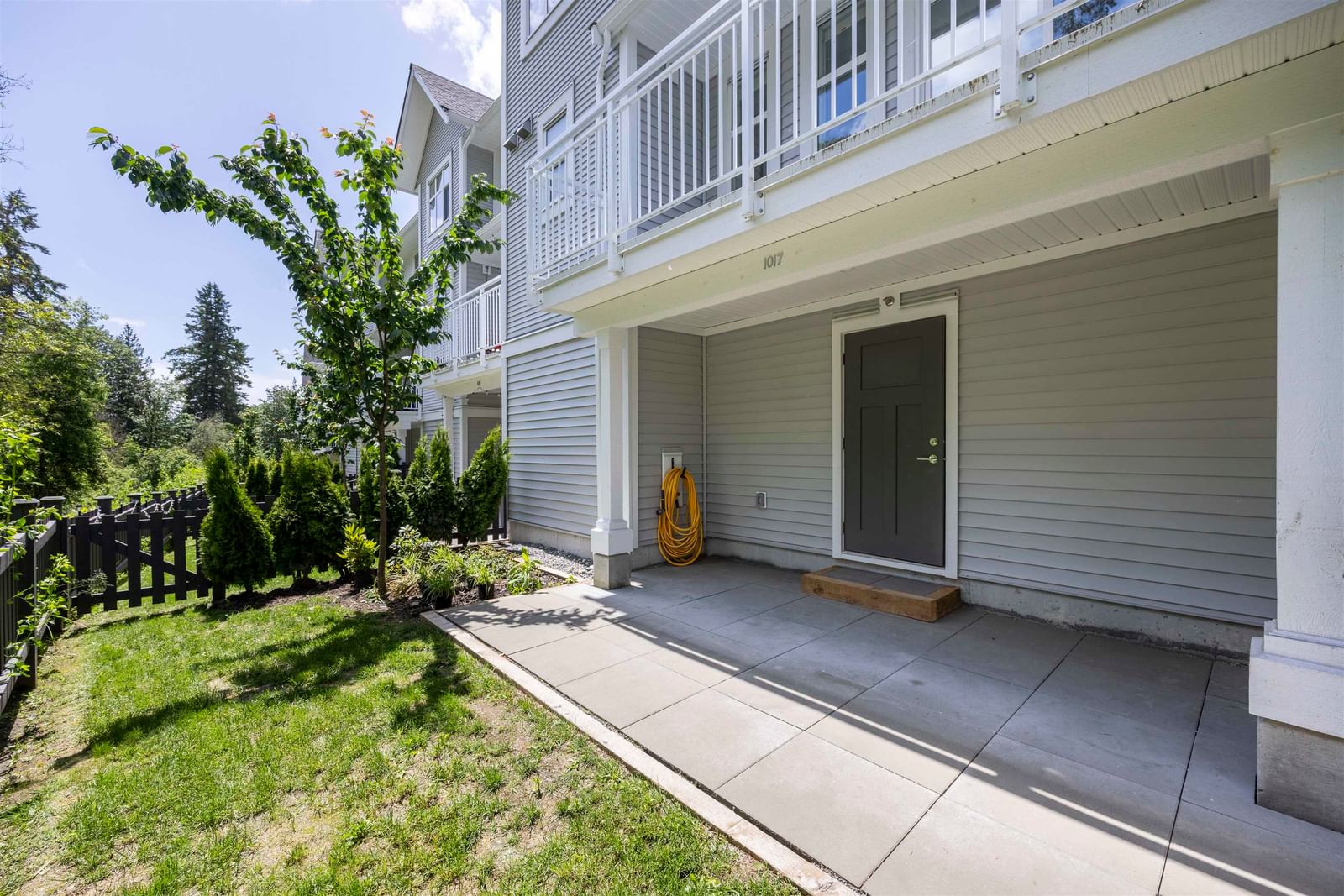 Listing Image 19