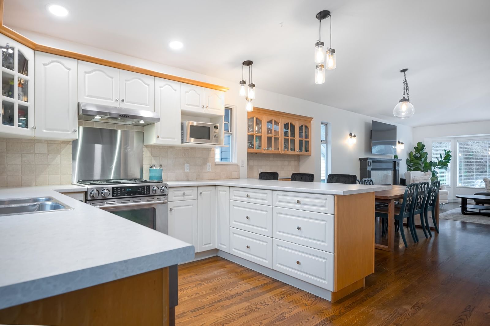 Listing Image 13
