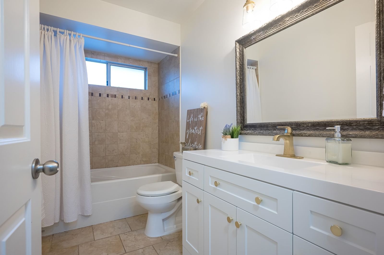 Listing Image 26