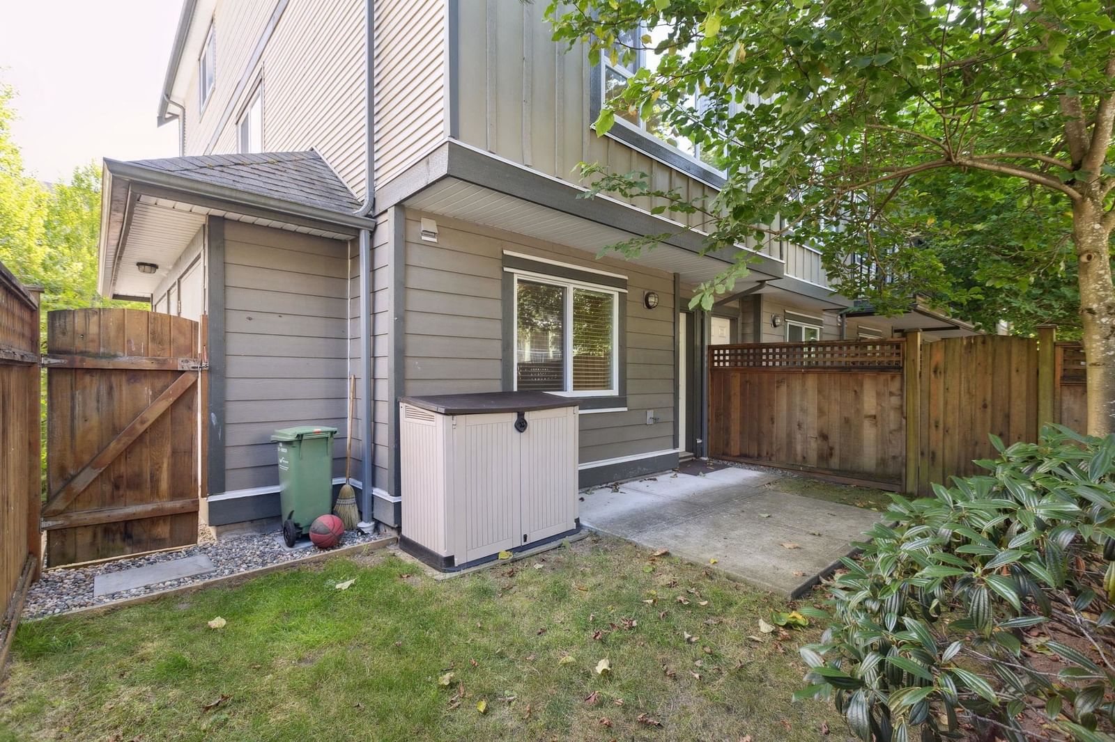 Listing Image 27