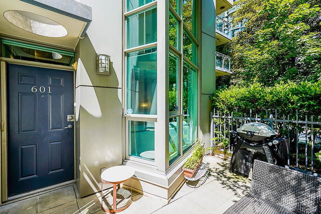 601 Jervis Street