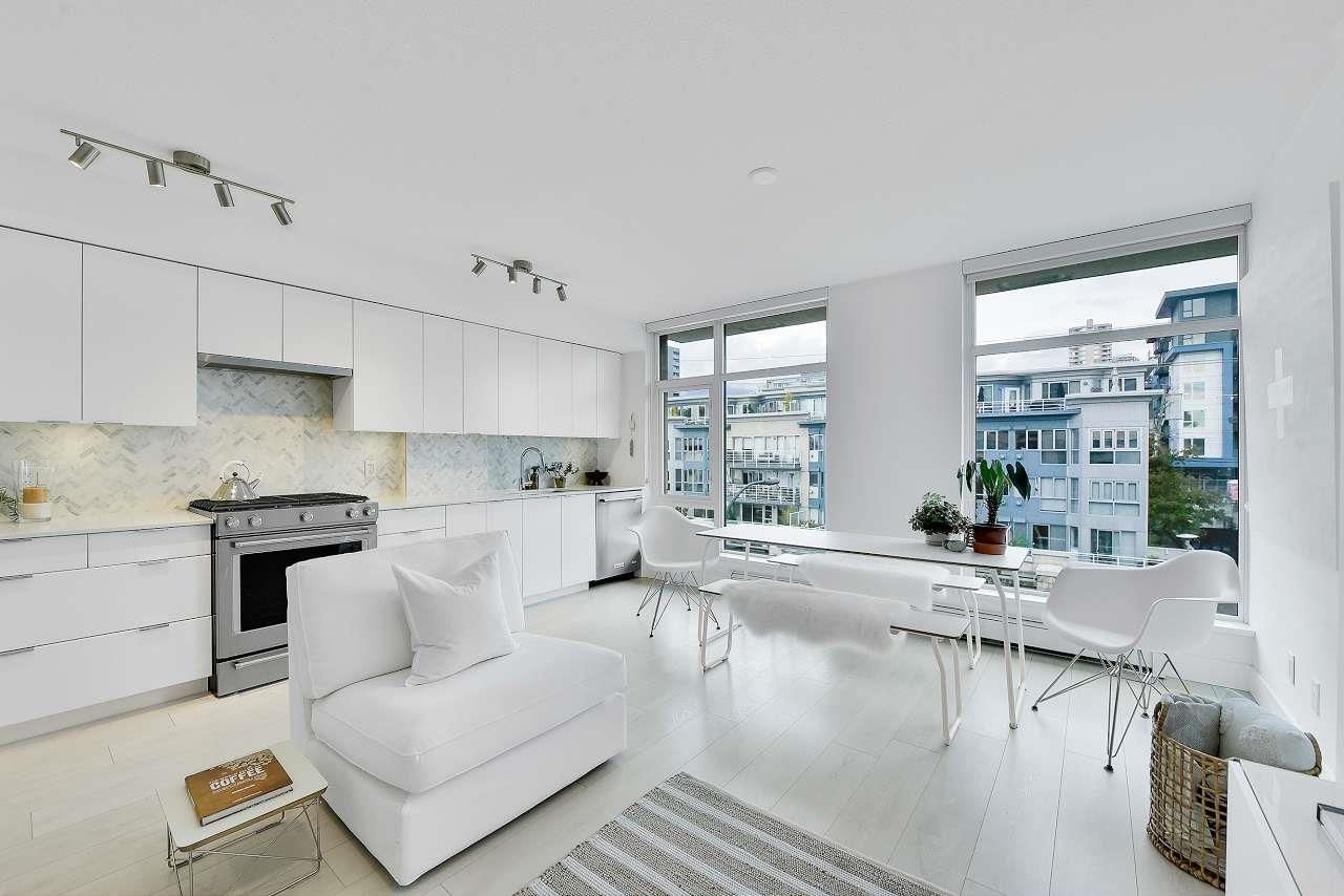 Listing Image 1
