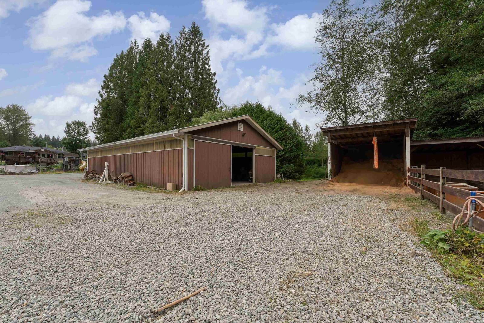Listing Image 27