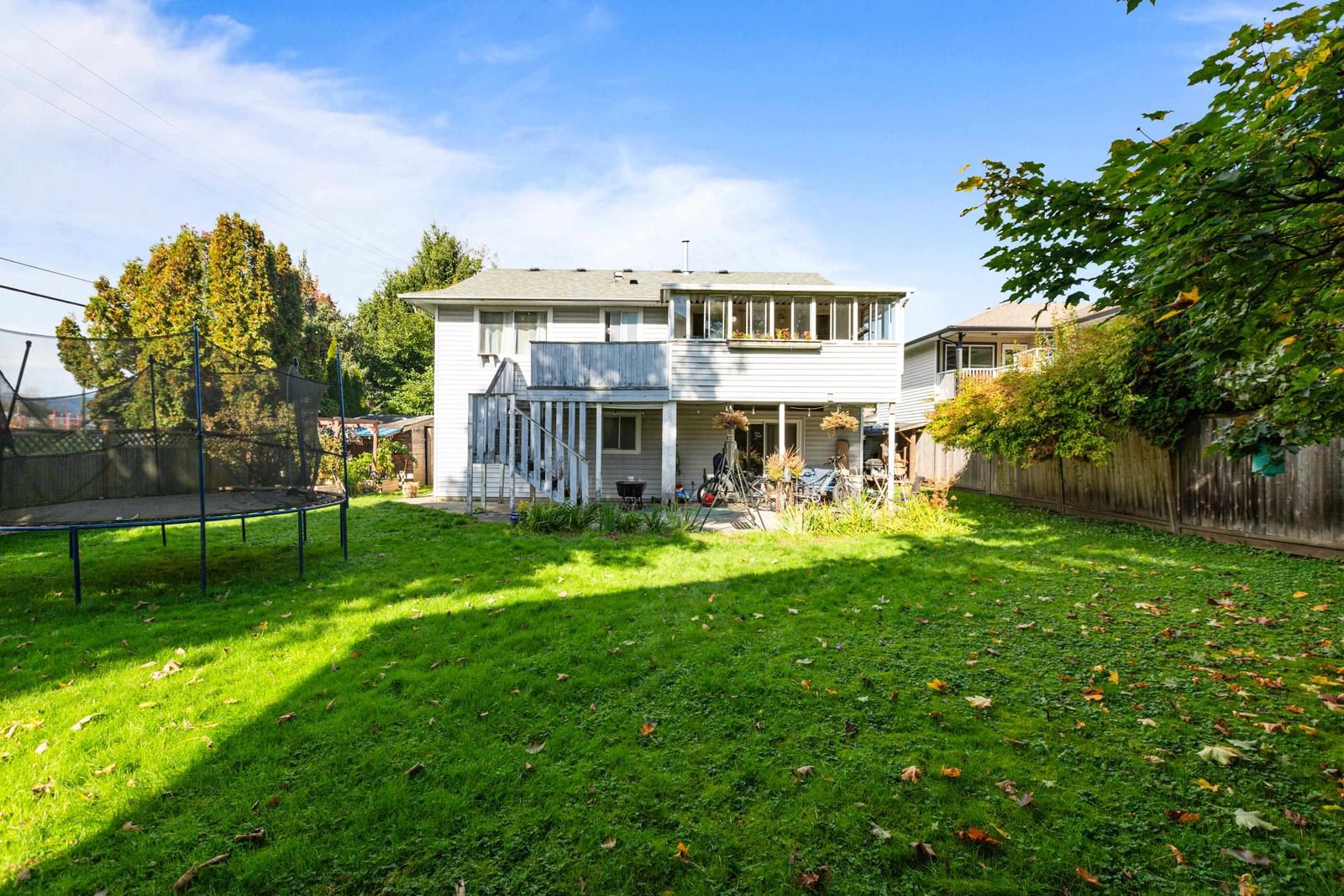 Listing Image 11