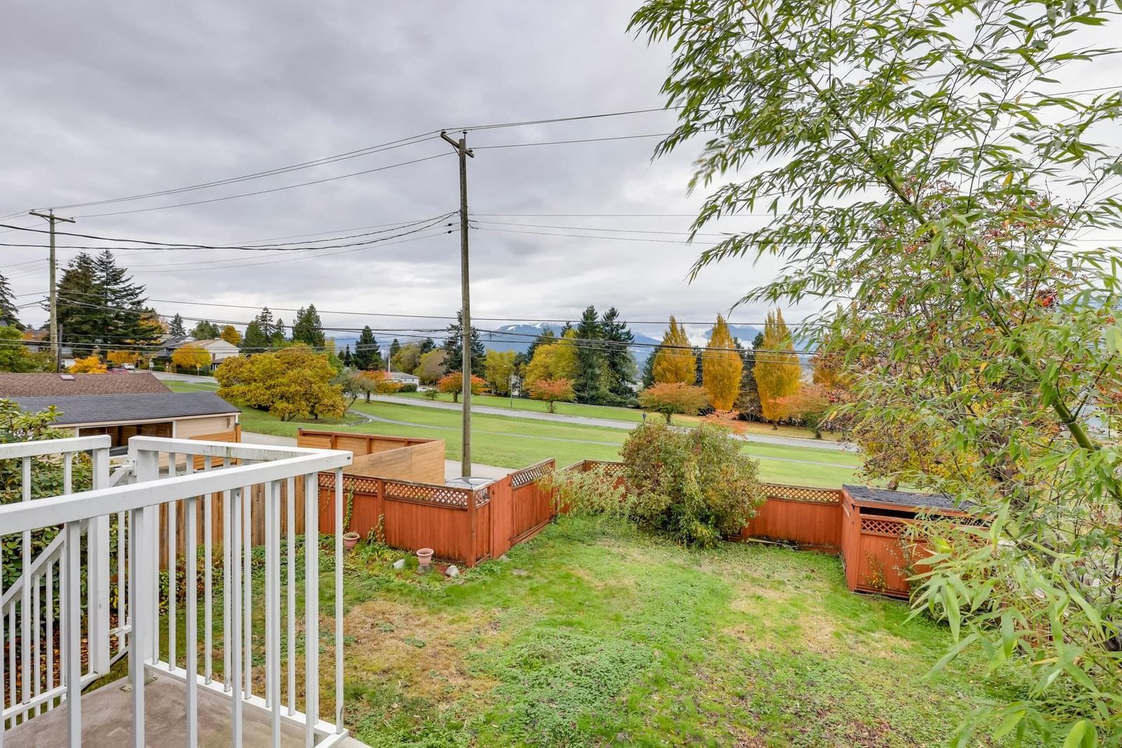 Listing Image 8