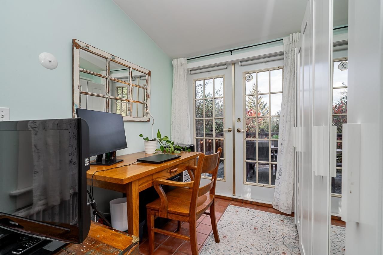 Listing Image 18