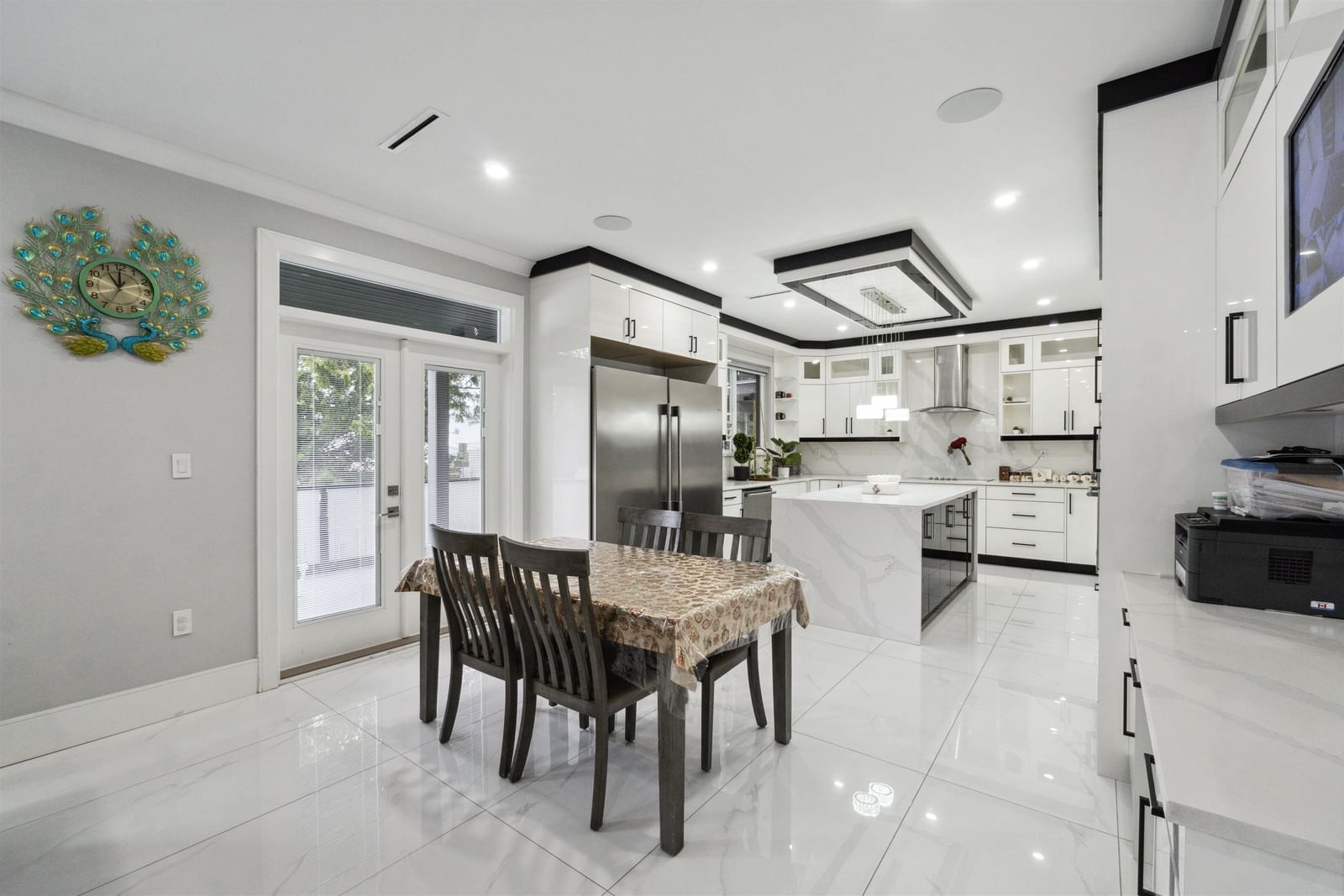 Listing Image 21