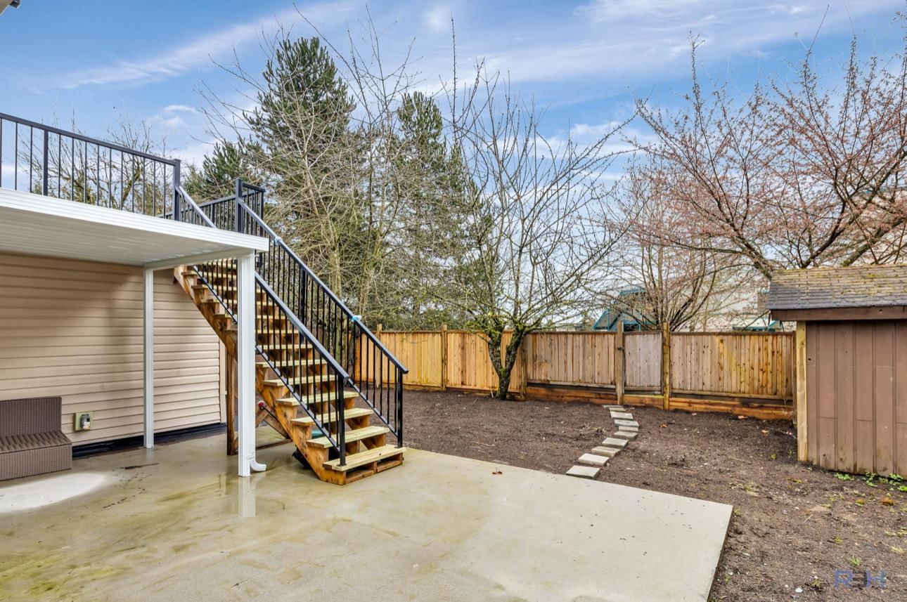 Listing Image 13