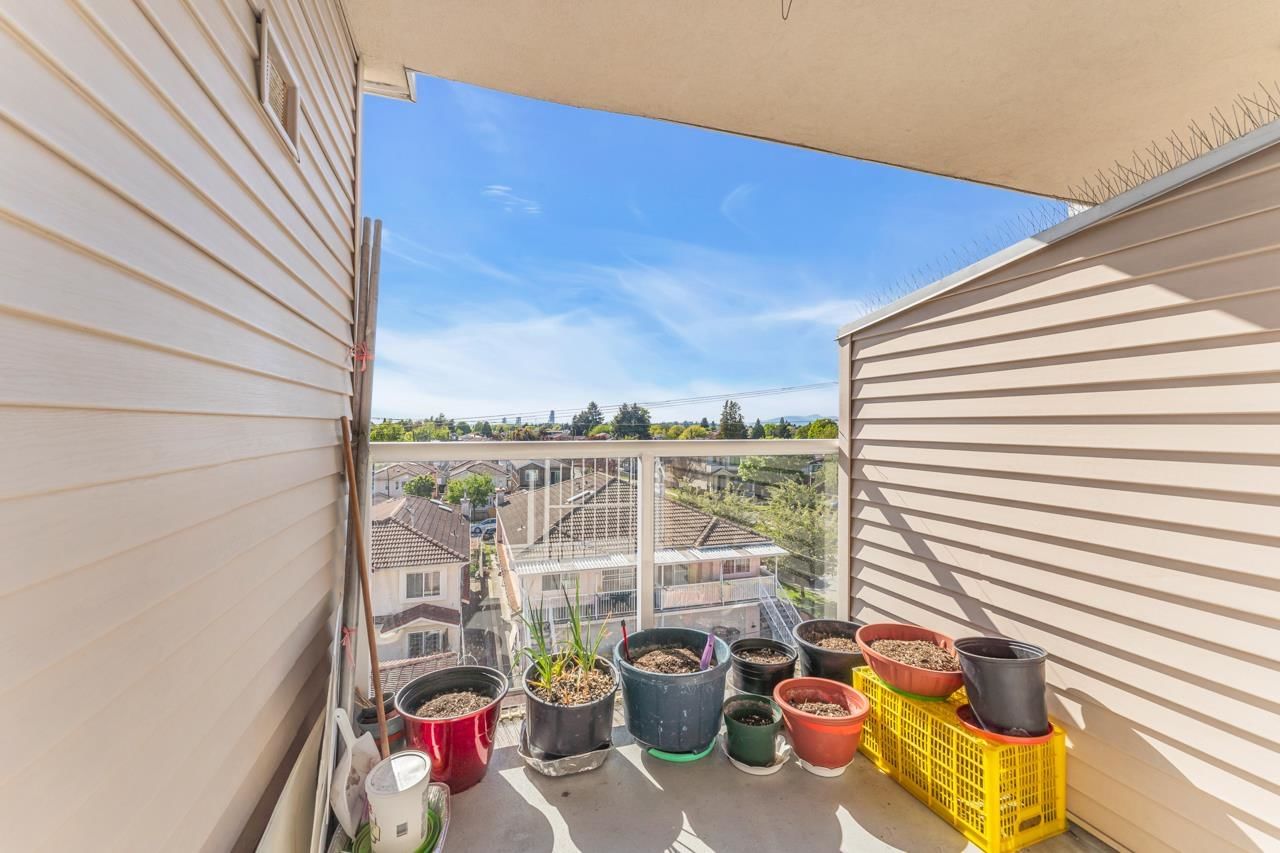 Listing Image 15