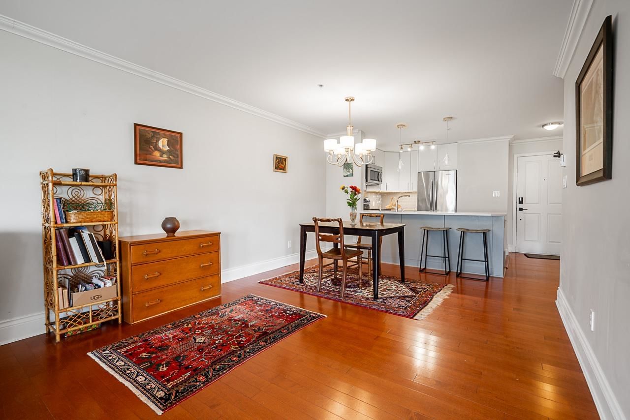 Listing Image 20