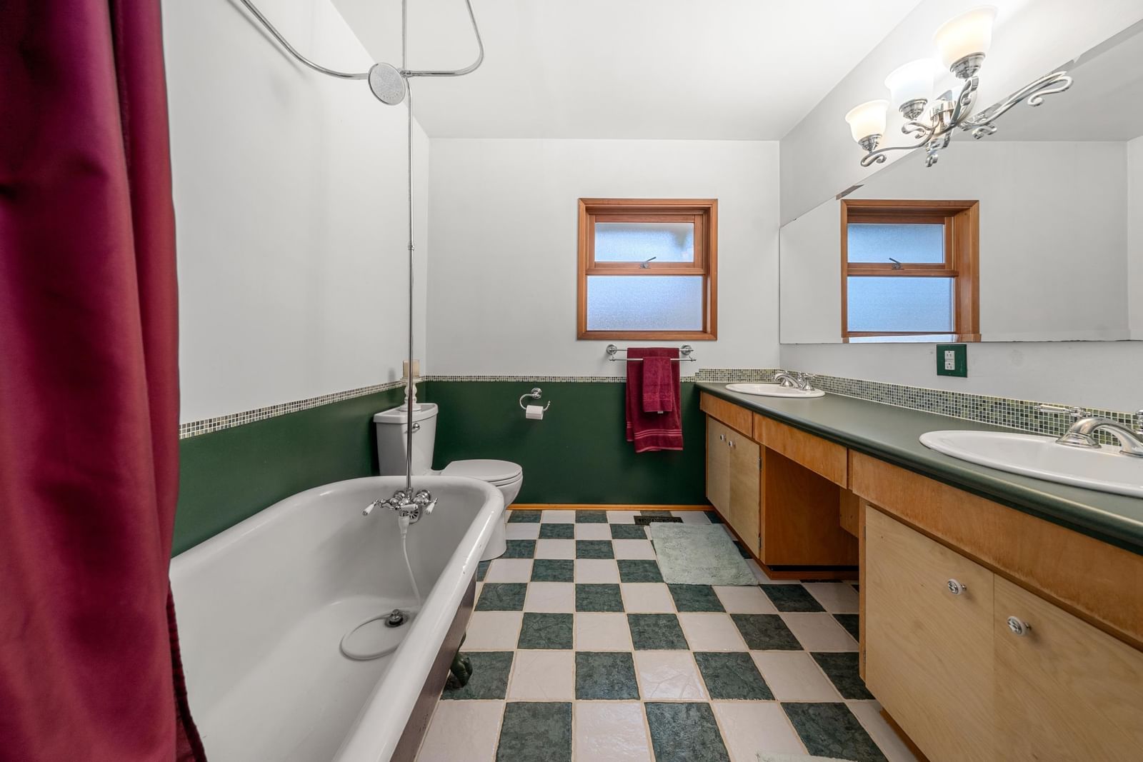 Listing Image 12
