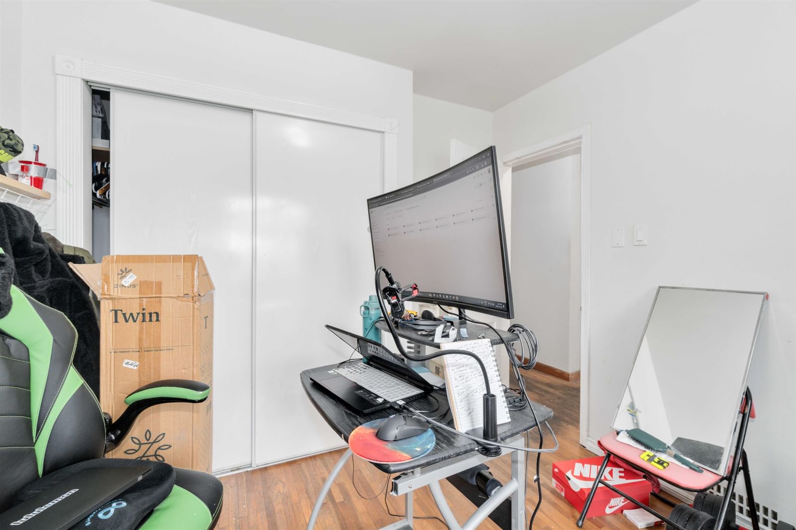 Listing Image 13