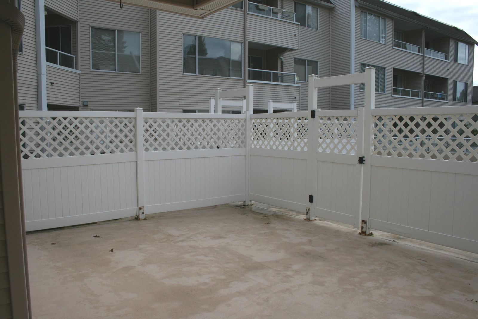 Listing Image 17