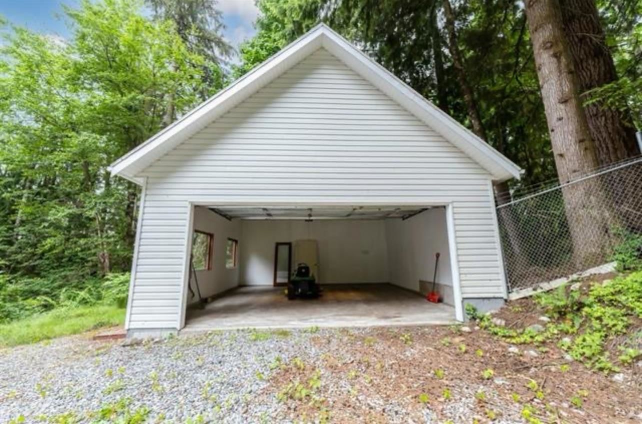 Listing Image 23